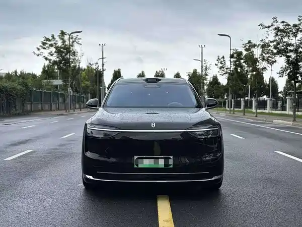 AITO M7 2026, фото 2