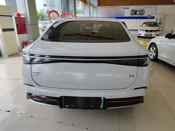 BYD Seal 2023, фото 6