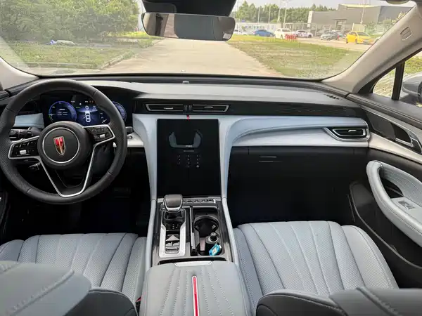 Hongqi H5 PHEV 2025, фото 14