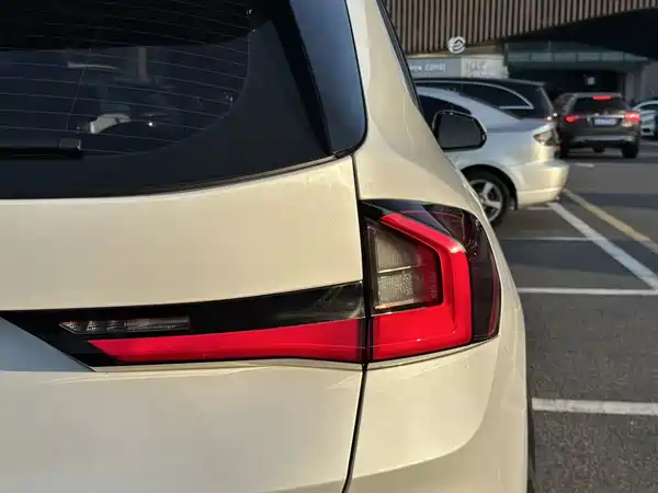 BMW X1 2025, фото 20