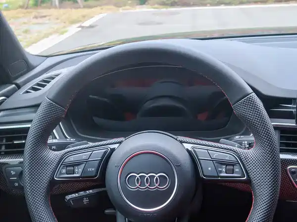 Audi S4 2024, фото 11
