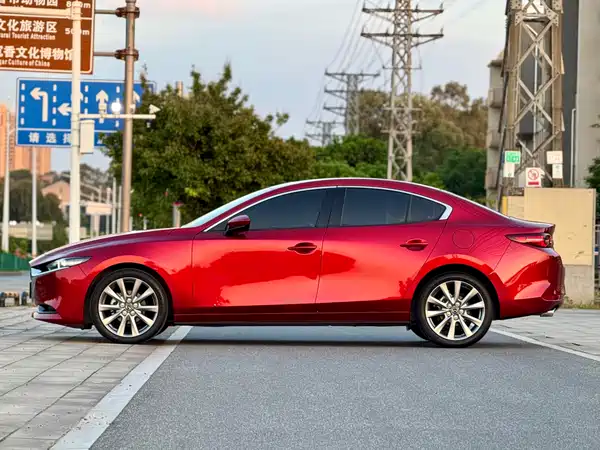 Mazda 3 2022, фото 4