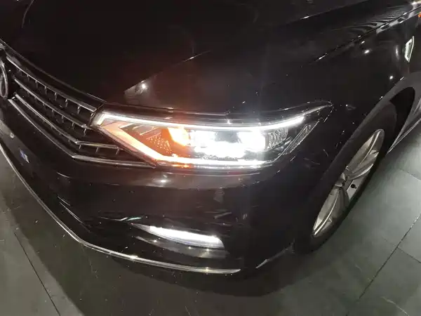 Volkswagen Magotan 2025, фото 23