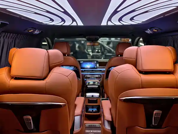 Mercedes-Benz Vito 2023, фото 12