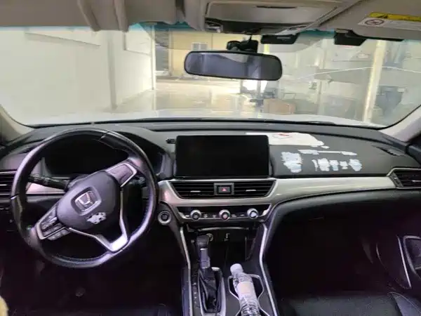 Honda Accord 2022, фото 7