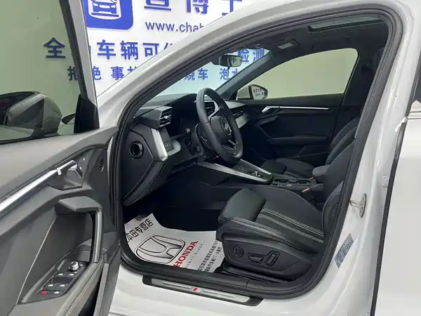 Audi A3 2022, фото 7