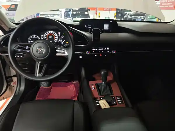 Mazda 3 2023, фото 9