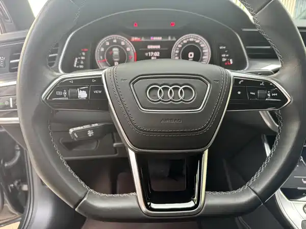 Audi A6L 2023, фото 16