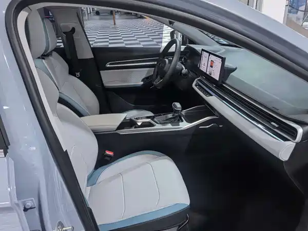 Geely Emgrand 2023, фото 18