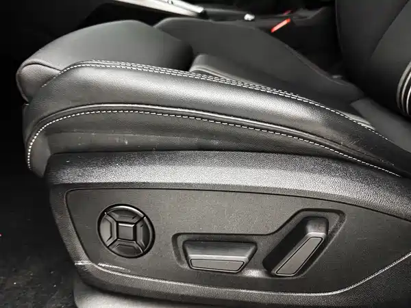 Audi A3 2023, фото 12