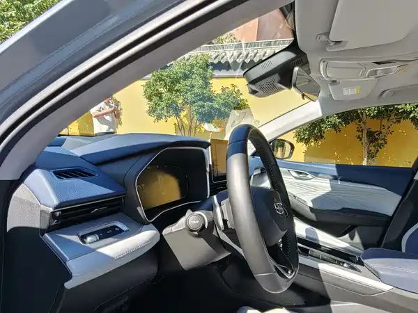 Geely Preface 2023, фото 8