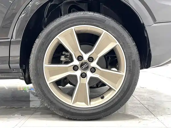 Audi Q2L 2022, фото 17
