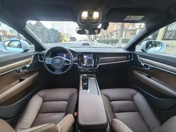 Volvo V90 2023, фото 16