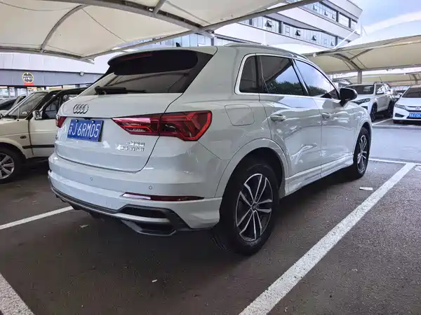 Audi Q3 2022, фото 19
