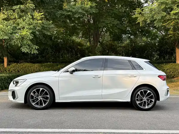 Audi A3 2021, фото 11