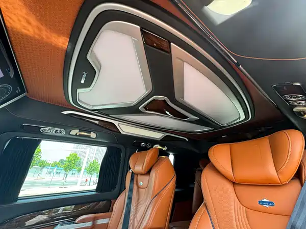 Mercedes-Benz Vito 2023, фото 13