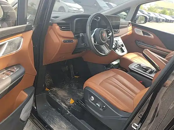 Hongqi HQ9 PHEV 2024, фото 16