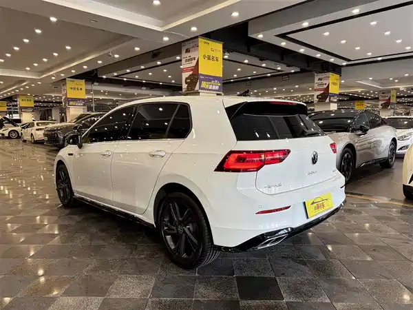 Volkswagen Golf 2023, фото 34