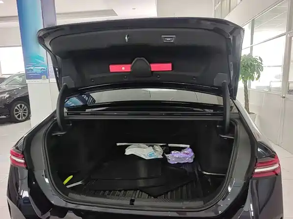 BMW i5 2025, фото 15