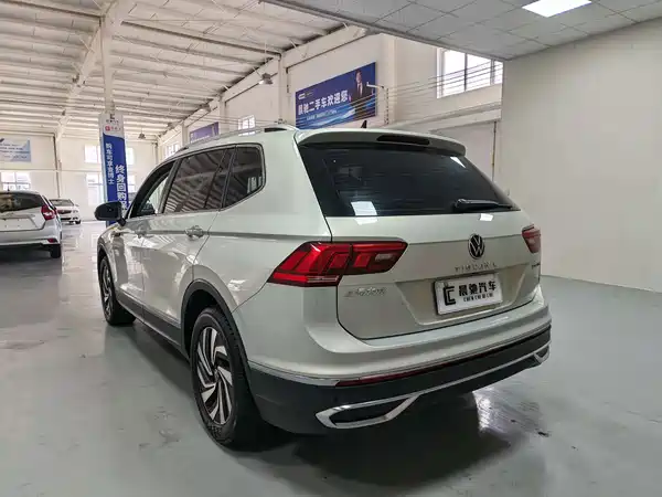 Volkswagen Tiguan L 2022, фото 6
