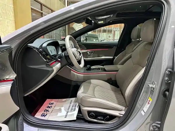 BYD Han 2025, фото 5