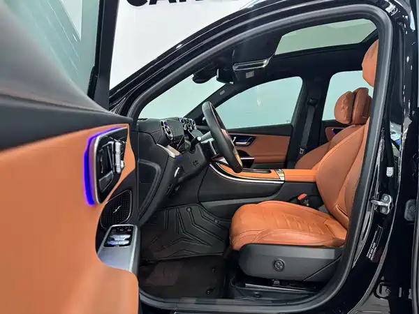 Mercedes-Benz GLC 2024, фото 6