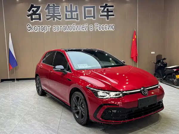 Volkswagen Golf 2023, фото 2