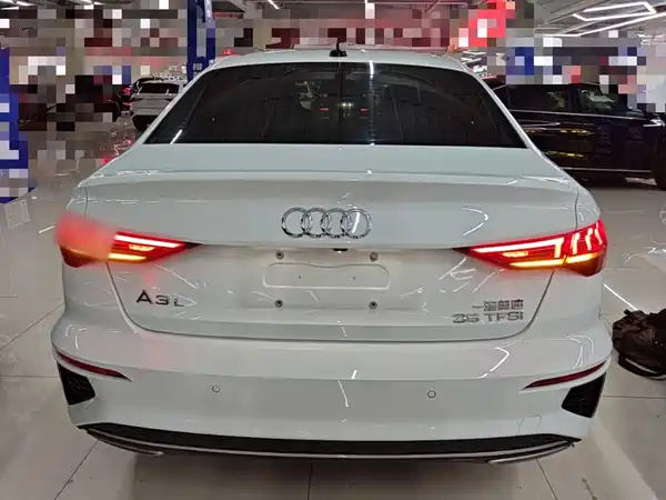 Audi A3 2024, фото 5