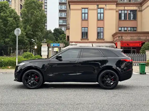Land Rover Range Rover Velar 2023, фото 16
