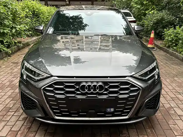 Audi A3 2023, фото 3