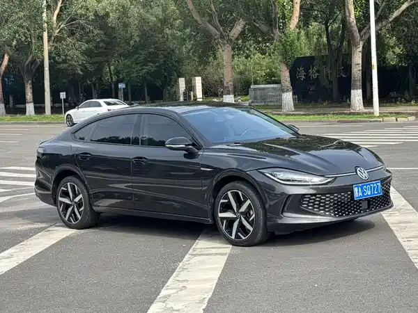 Volkswagen Lamando 2022, фото 2
