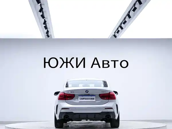 BMW 1 Series 2022, фото 6
