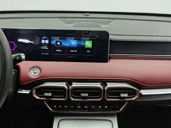 Jetour X70 PLUS 2021, фото 12
