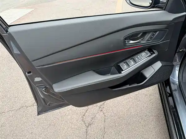 Honda Accord 2023, фото 6