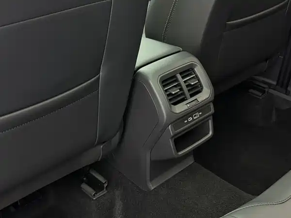 Volkswagen Tharu 2022, фото 14