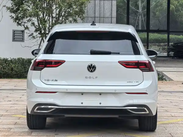 Volkswagen Golf 2023, фото 5