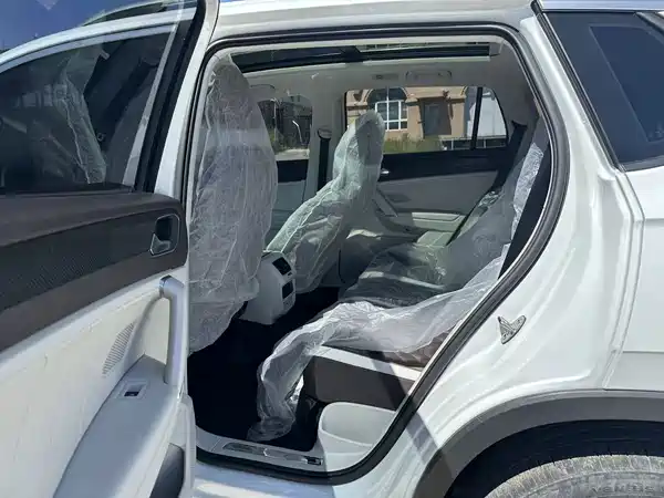 Volkswagen Tayron 2023, фото 15