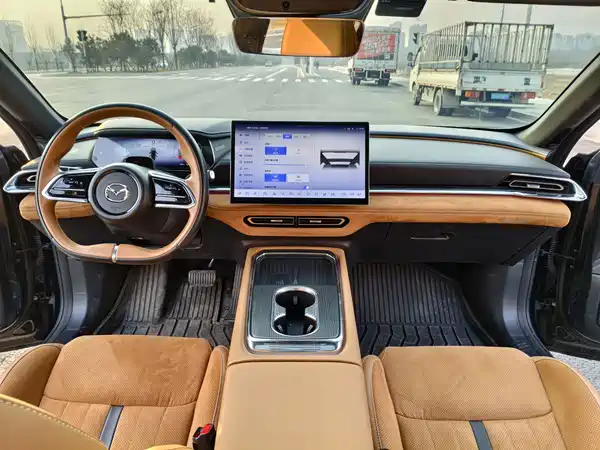 Mazda EZ-6 2024, фото 15
