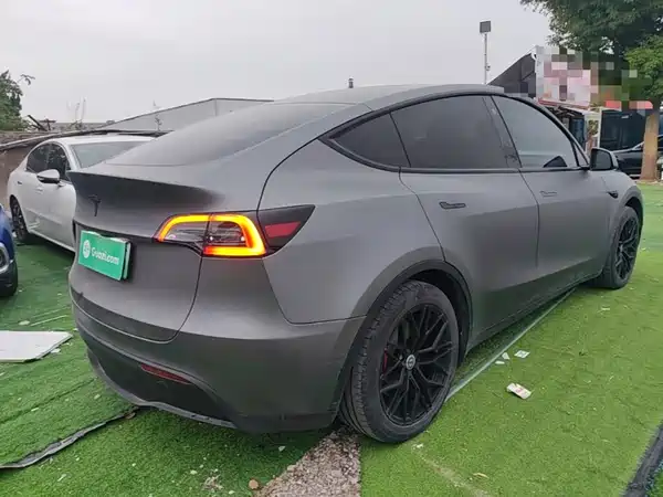 Tesla Model Y 2022, фото 6