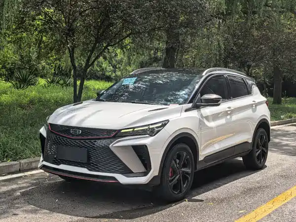 Geely Coolray 2022