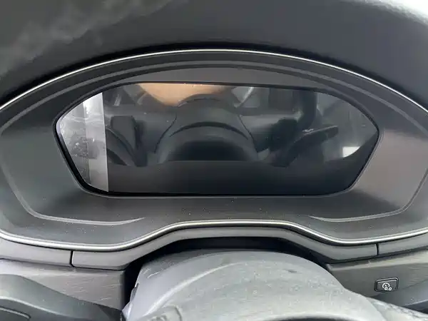 Audi A4L 2023, фото 10
