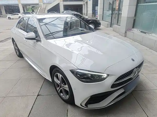Mercedes-Benz C-Class 2023, фото 3