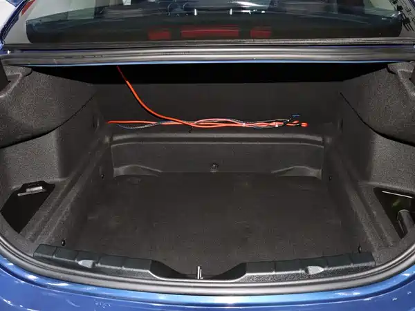 BMW 1 Series 2023, фото 17