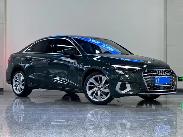 Audi A3 2024, фото 3