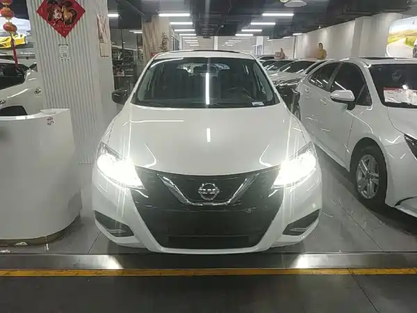 Nissan Tiida 2021, фото 2