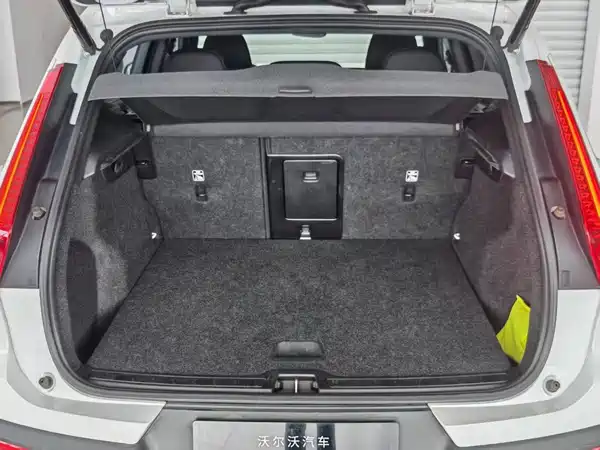 Volvo XC40 2024, фото 18