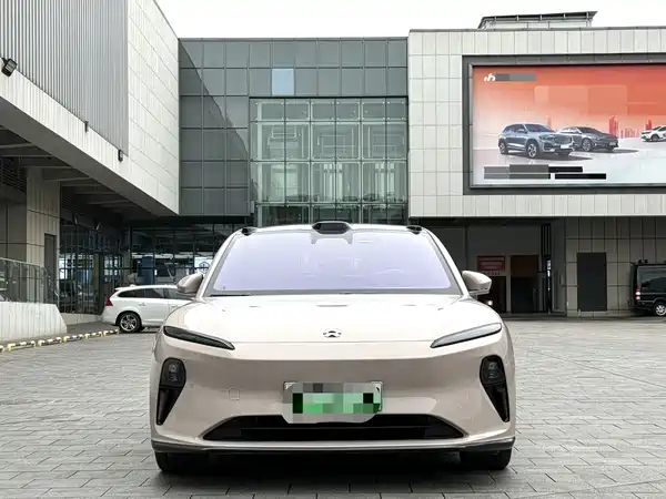 NIO ET5 2024, фото 2