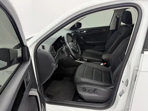 Volkswagen T-ROC 2022, фото 23
