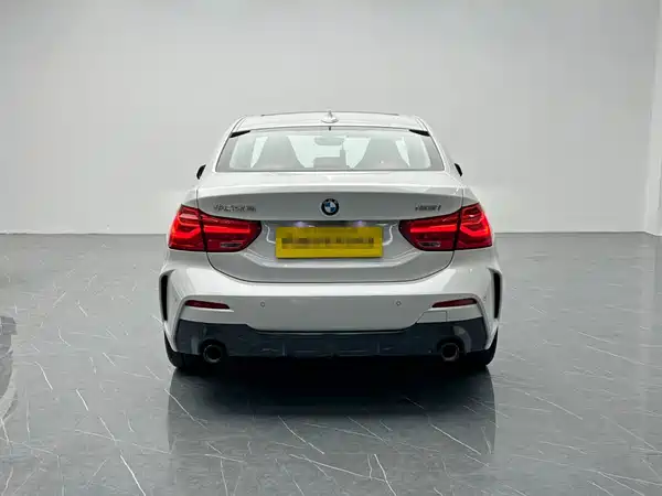 BMW 1 Series 2021, фото 5