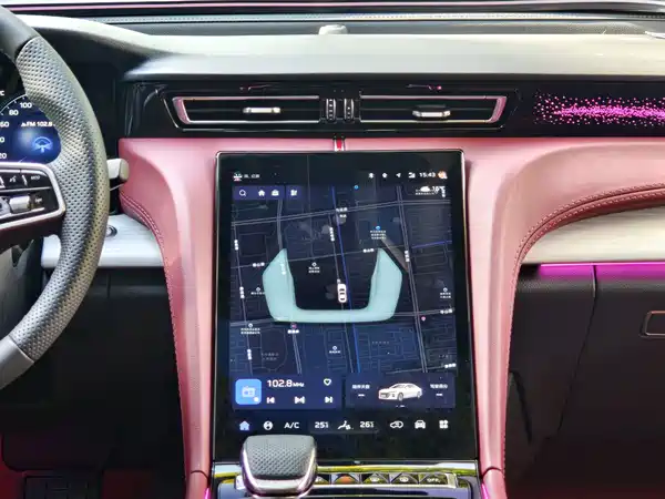 Hongqi H5 PHEV 2025, фото 6